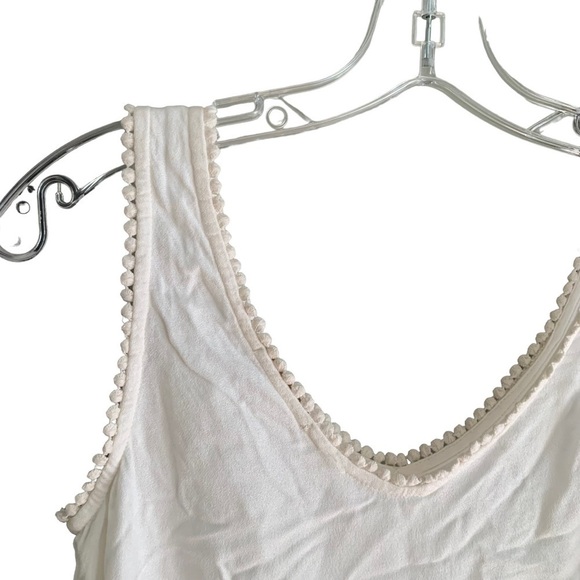 Ella Moss Crochet bottom Tank - Picture 2 of 6